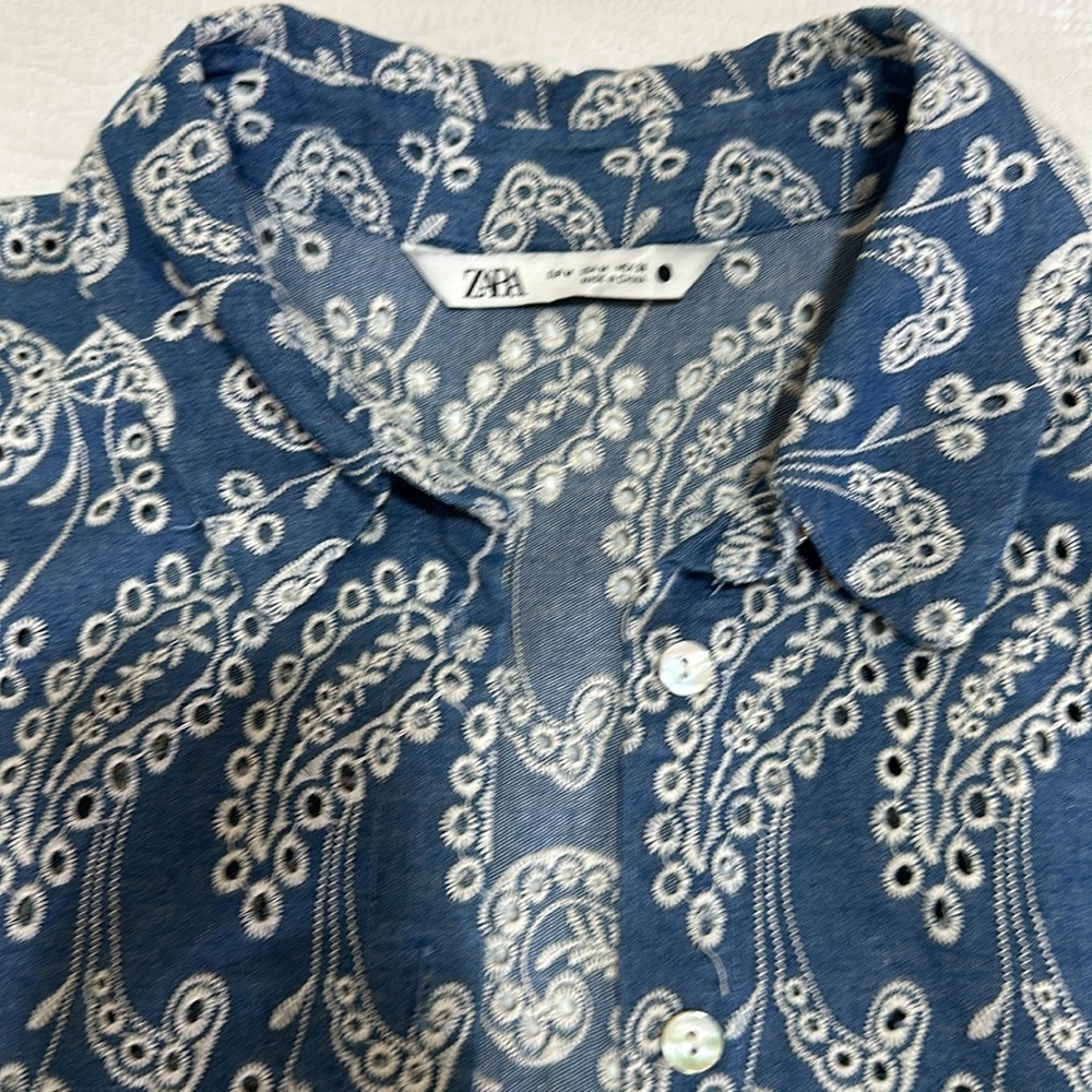 Zara EYELET CHAMBRAY SOFT DENIM DRESS TUNIC SHIRT Swim COVERUP SZ M blue white - Picture 4 of 4